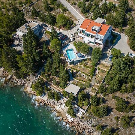 Maria Apartments Starigrad Paklenica Buitenkant foto