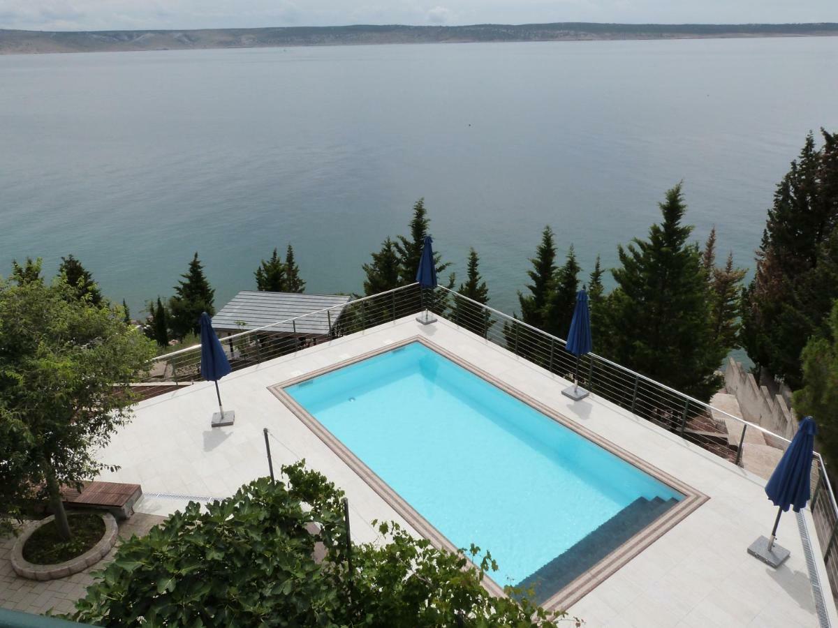 Maria Apartments Starigrad Paklenica Buitenkant foto