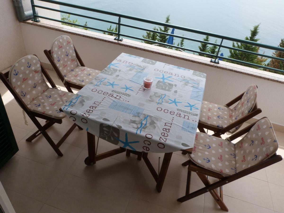 Maria Apartments Starigrad Paklenica Buitenkant foto