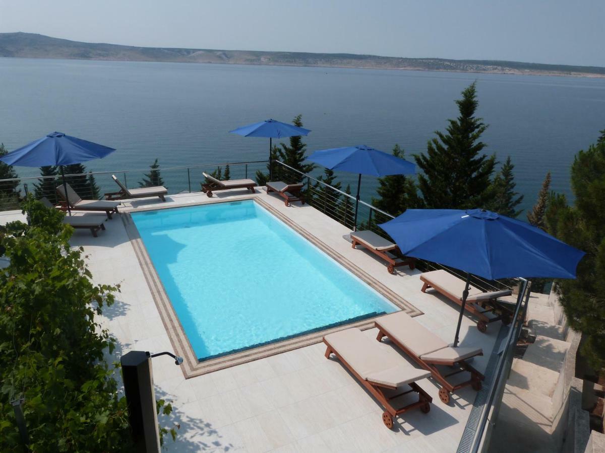 Maria Apartments Starigrad Paklenica Buitenkant foto