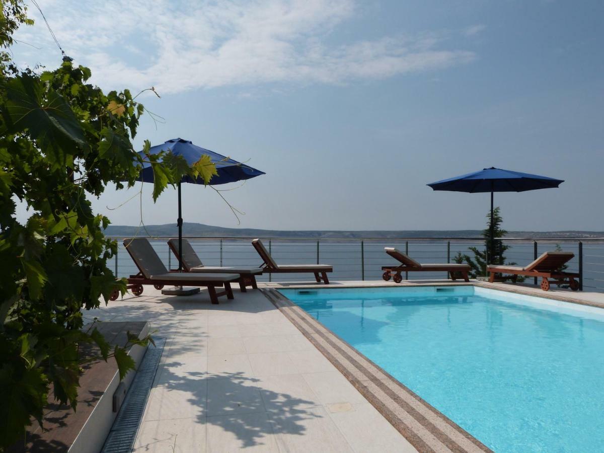 Maria Apartments Starigrad Paklenica Buitenkant foto