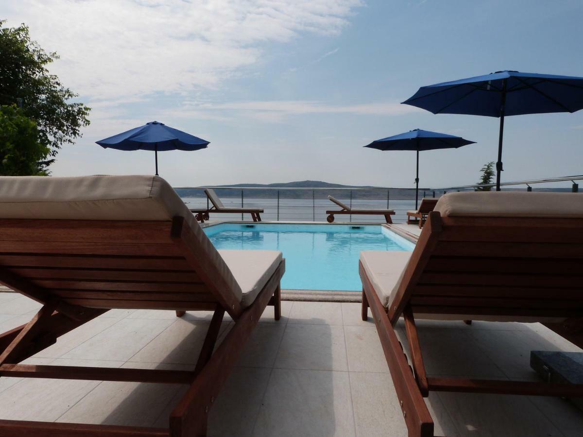 Maria Apartments Starigrad Paklenica Buitenkant foto